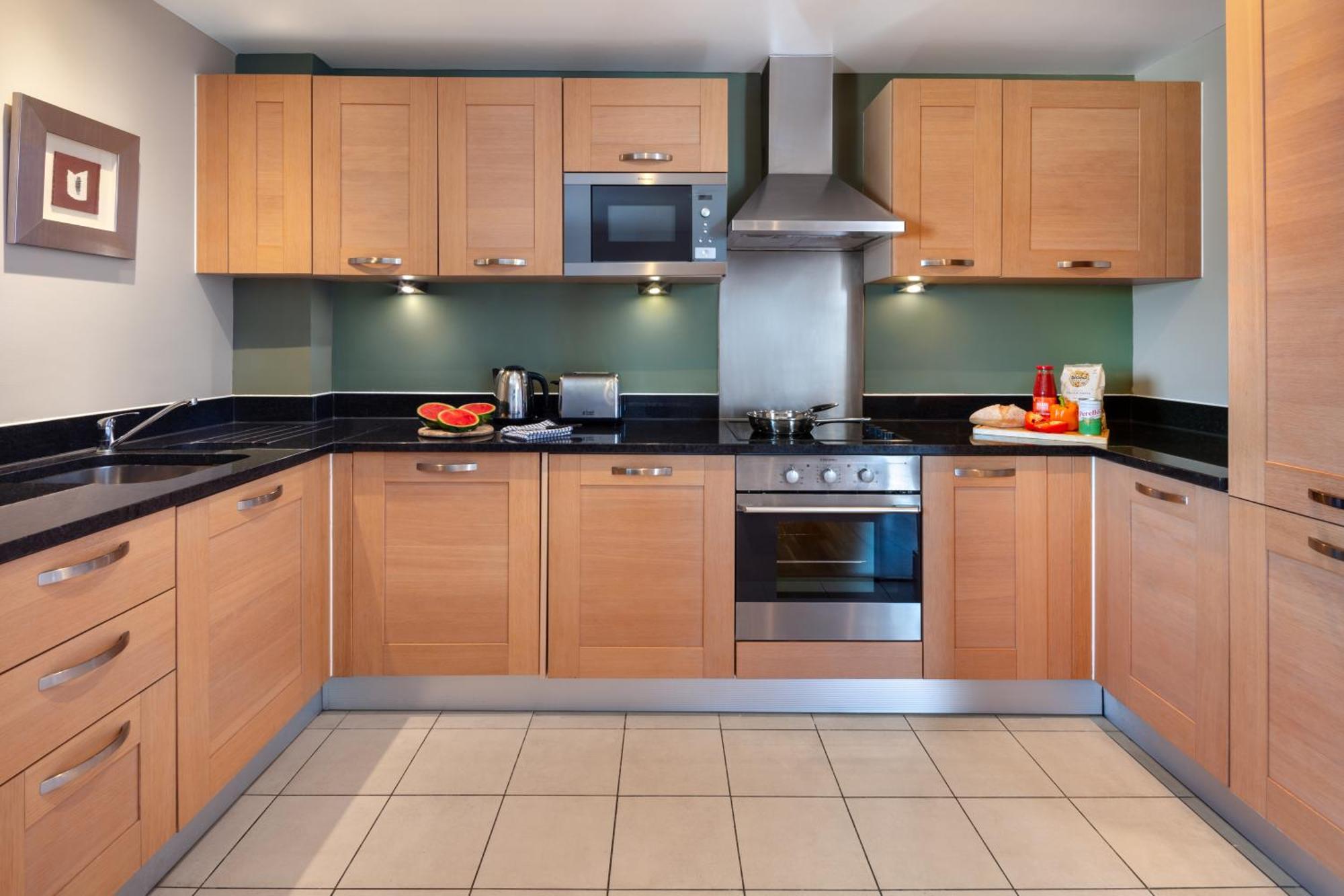 Marlin Aldgate Tower Bridge Aparthotel Londra