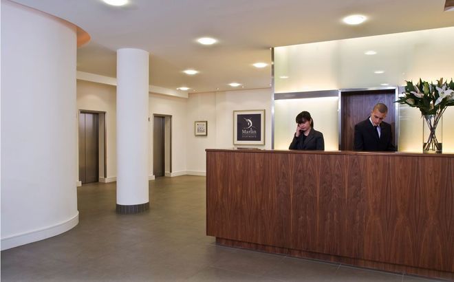 Marlin Aldgate Tower Bridge Aparthotel Londra