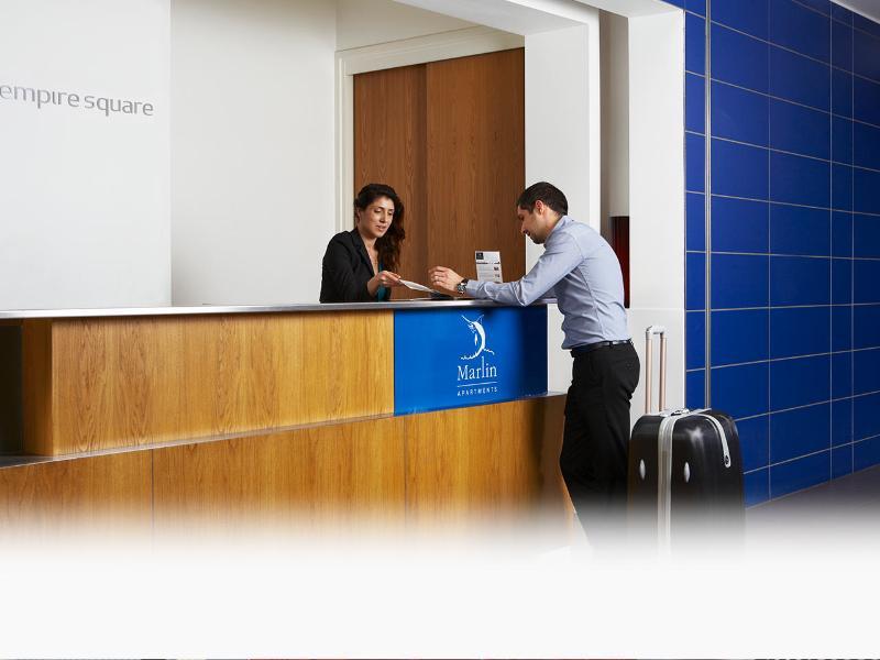 Marlin Aldgate Tower Bridge Aparthotel Londra