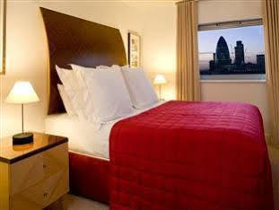 Marlin Aldgate Tower Bridge Aparthotel Londra